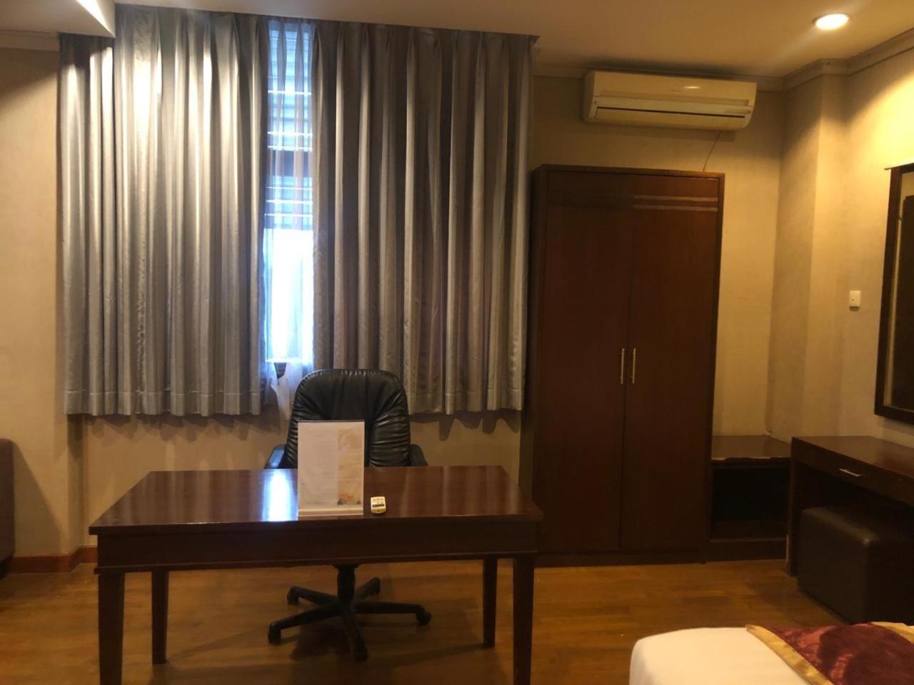 Enhaii Hotel バンドゥン エクステリア 写真