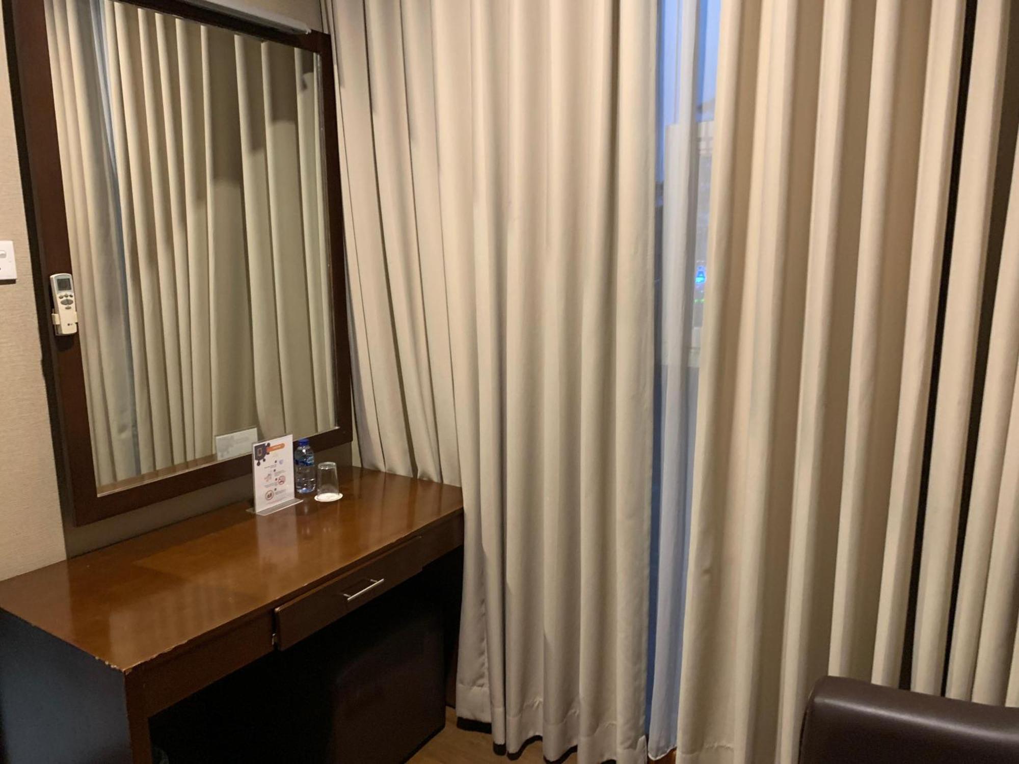 Enhaii Hotel バンドゥン エクステリア 写真