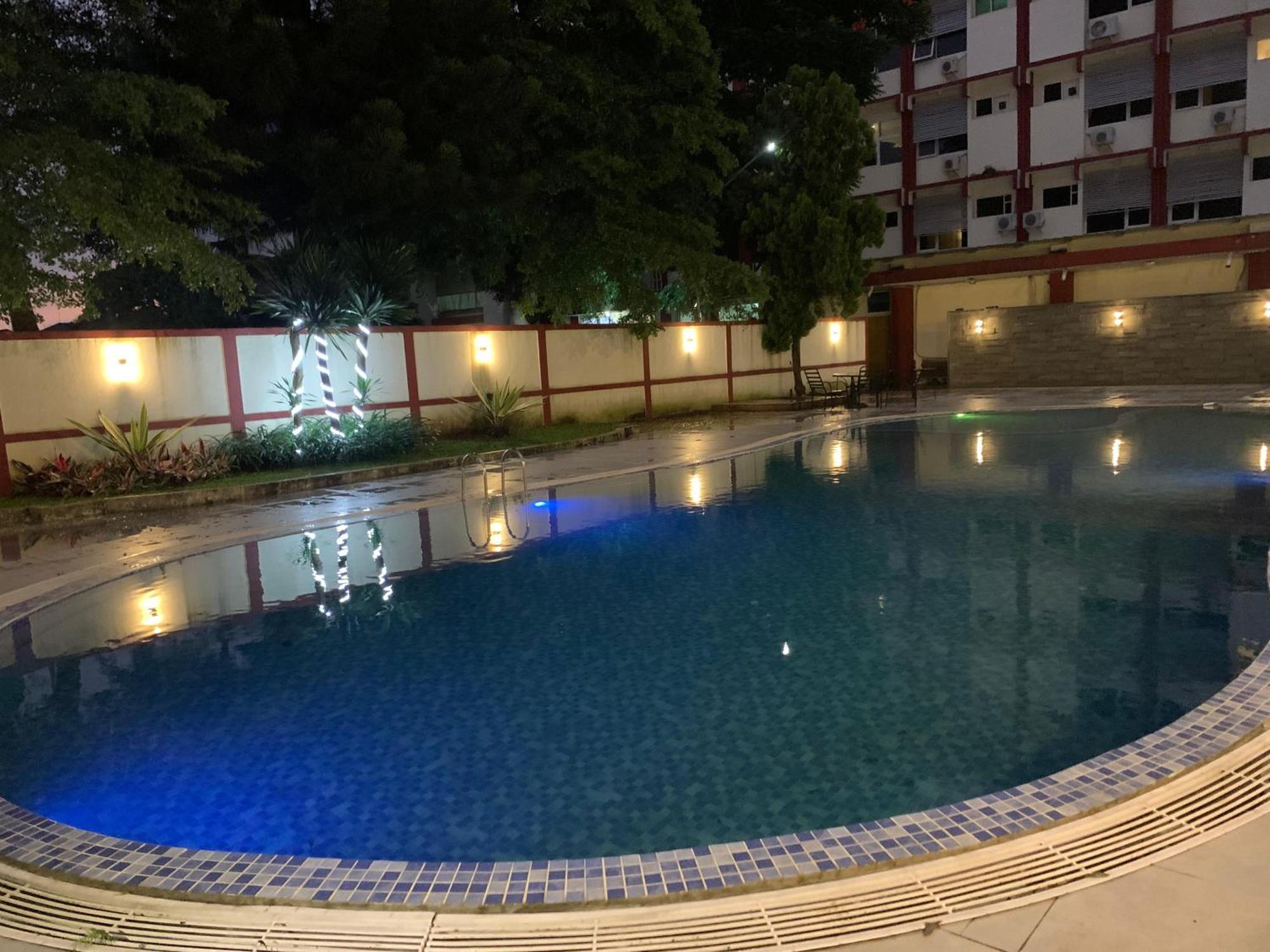 Enhaii Hotel バンドゥン エクステリア 写真